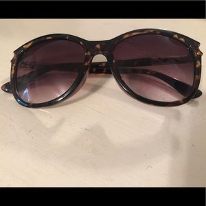Women’s Jones New York Sunglasses